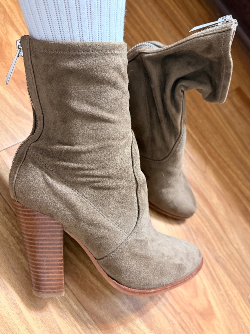 ALDO Taupe Suede Sock Ankle Boots Chunky Heel Size 7.5